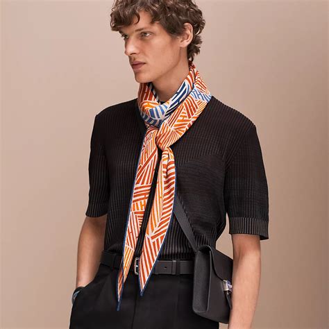 hermes foulard con farfalle|foulard a rombo hermes.